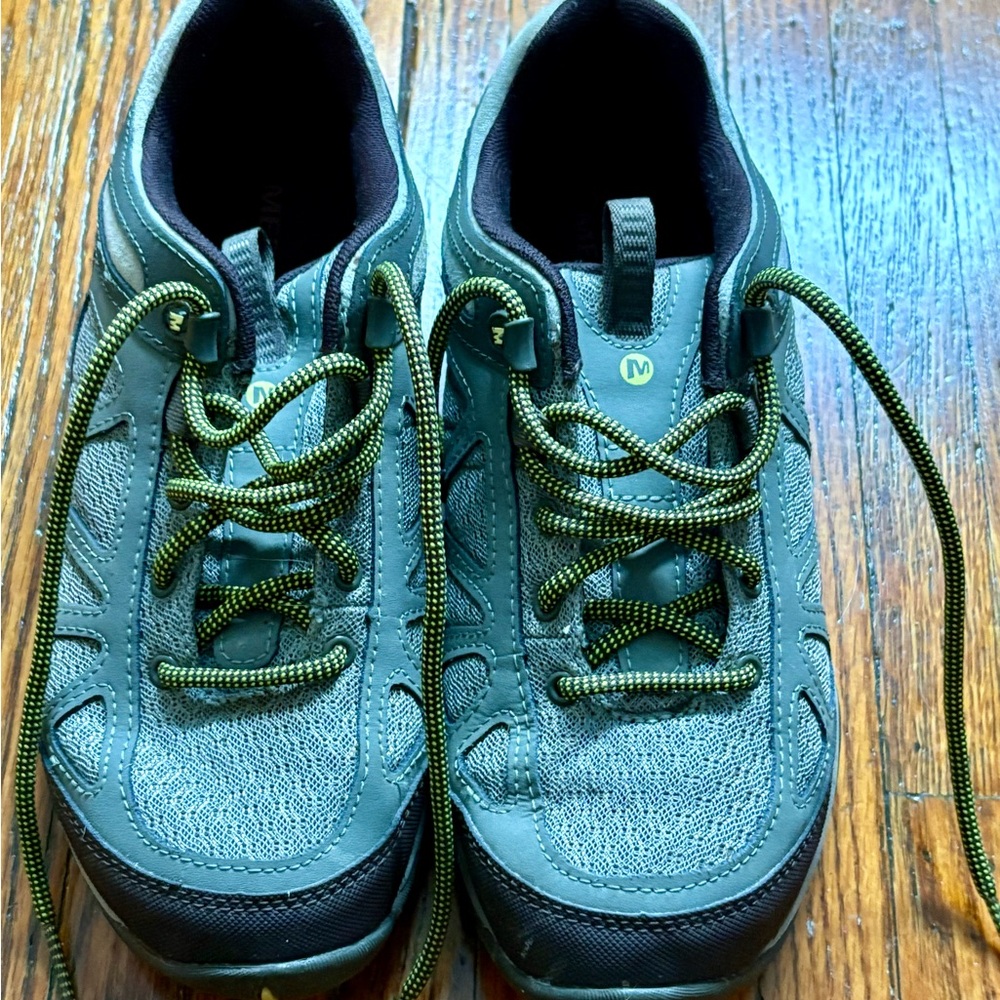 Merrell Size 8 Sage/Brown Hiking Shoes